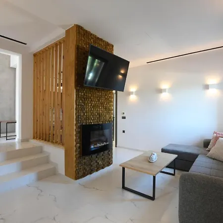 Villa Orion Eco Karteros