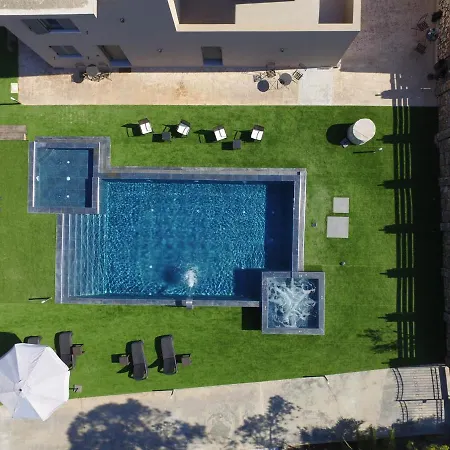 Orion Eco Vila Karteros
